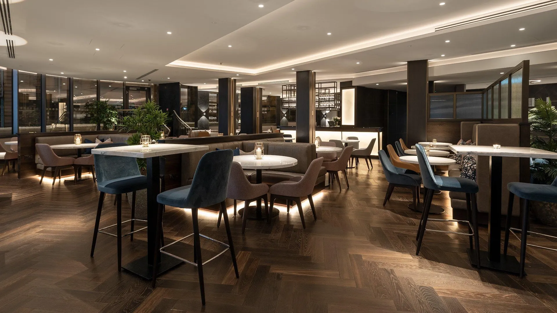 Voco Edinburgh - Haymarket By Ihg 4*,  United Kingdom