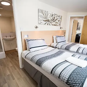Apartamento Lochend Serviced
